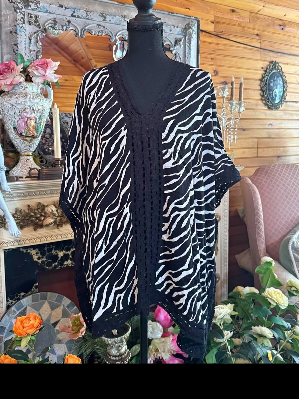 Black & White Zebra Print Women's Sweater Poncho